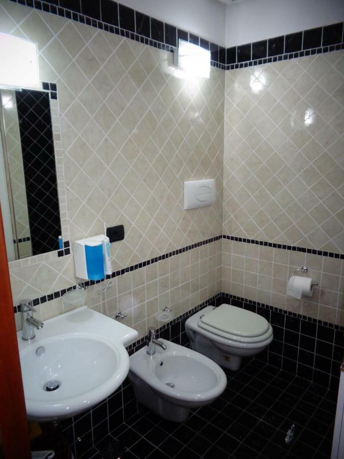 A Dream B&B Napoli エクステリア 写真