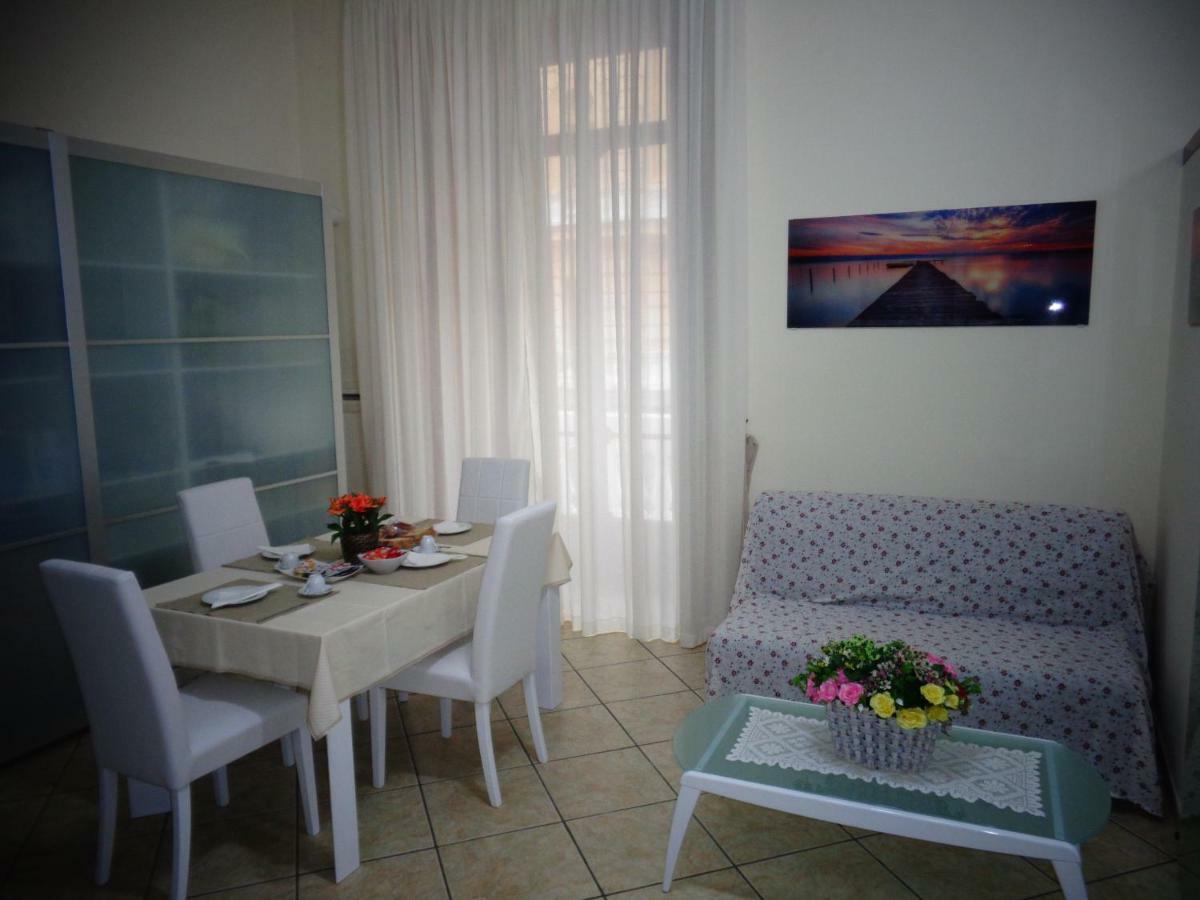 A Dream B&B Napoli エクステリア 写真